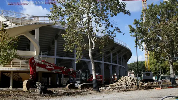 La nuova Fiesole “costa” l’abbattimento di 24 alberi. Protesta Campo di Marte: “Attenti al Karma”
