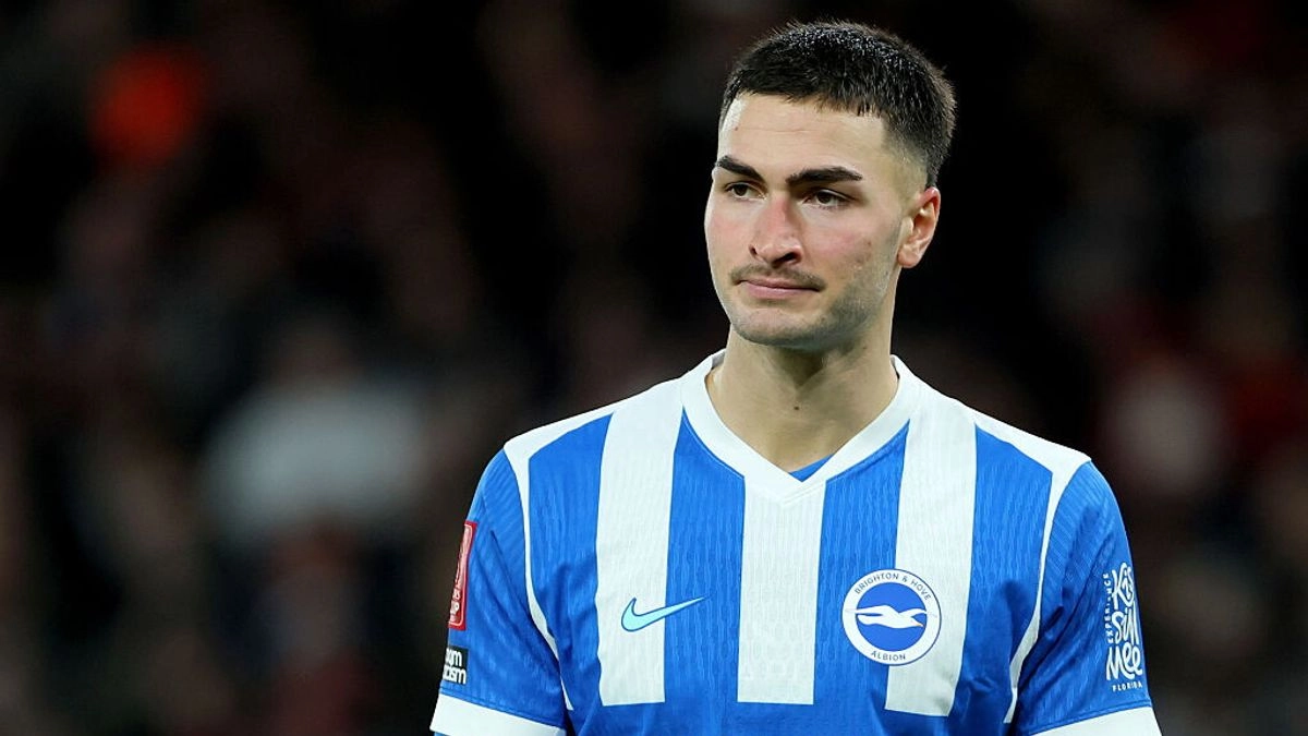 Fiorentina sempre più vicina a Coppola, superato il Milan. Il Brighton libera in prestito il difensore