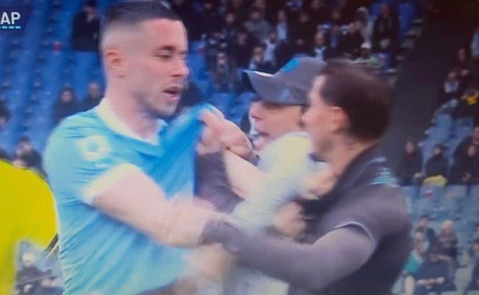 Marusic espulso nel finale per rissa: salterà la prossima sfida mercoledì contro la Fiorentina