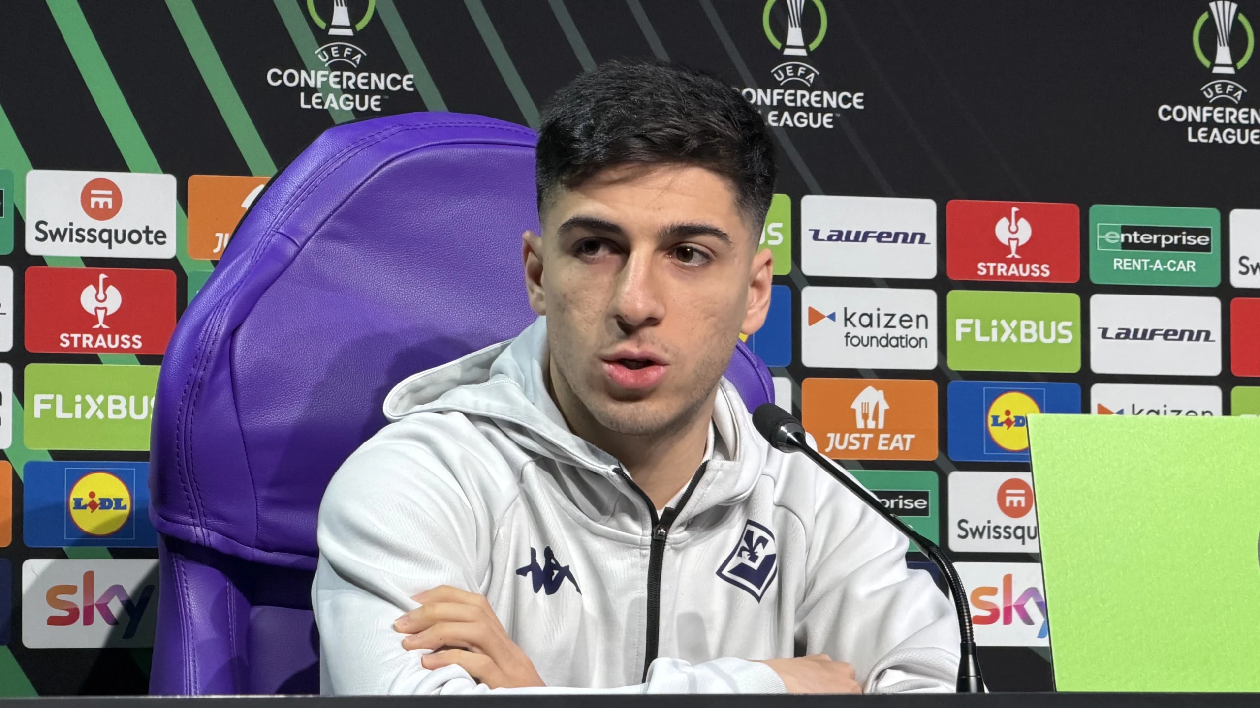 Parisi attacca: “Con Pioli ho giocato 30 minuti nelle prime 10. Con lui abbiamo fatto 4 punti”