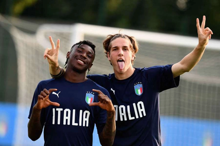 Gazzetta: “Duello azzurro a Udine: sfida da svolta per Zaniolo e Kean”